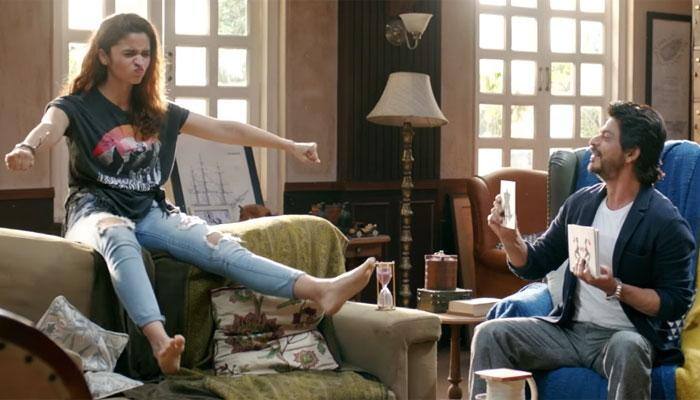 Shah Rukh Khan, Alia Bhatt&#039;s &#039;Dear Zindagi&#039; to release in USA-Canada before India