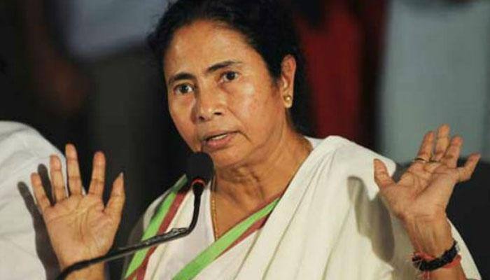 Demonetisation of notes like &#039;all-India unannounced strike&#039;: Mamata Banerjee