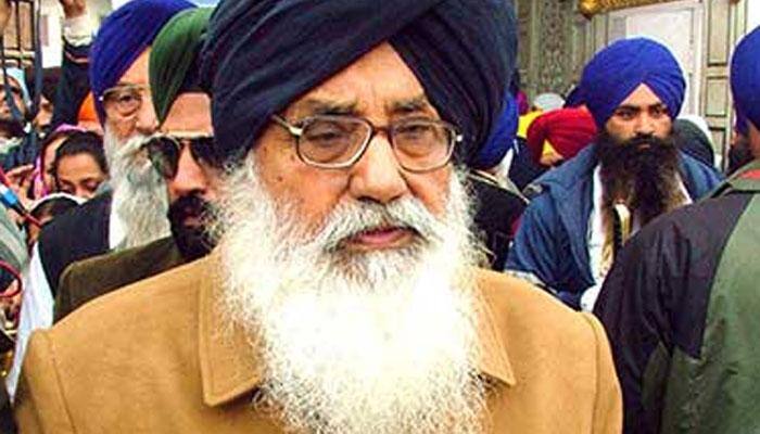 Banning high currency notes a blow against corruption: Punjab CM Prakash Singh Badal 