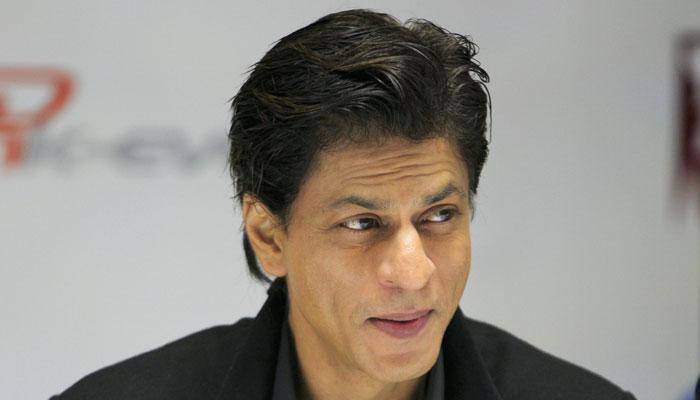 Shah Rukh Khan launches biography titled '25 years of a Life’