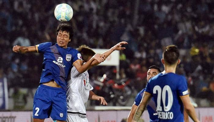 ISL 2016: FC Pune City beat Mumbai City FC 1-0 after last-gasped goal to keep semifinal hopes alive