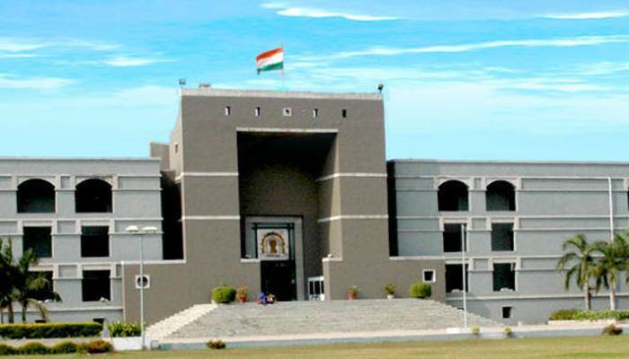 Demonetised notes' usage period should be extended: Gujarat HC