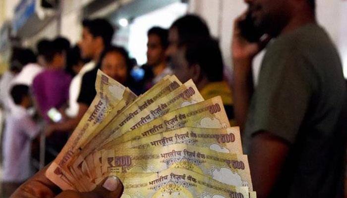 Acceptance of old currency notes for paying utility bills to continue till November 14