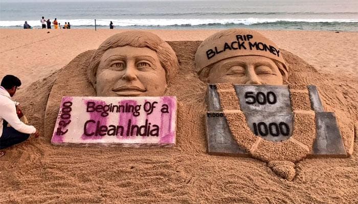 Narendra Modi’s demonetisation masterstroke: Check out Sudarsan Pattnaik’s artistic appeal to citizens