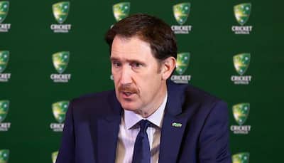Cricket Australia chief James Sutherland refuses to quit, supports Rod Marsh after fifth successive test defeat