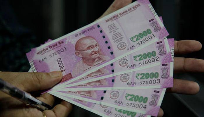Rs 2,000 note's colour fading? - Know the truth