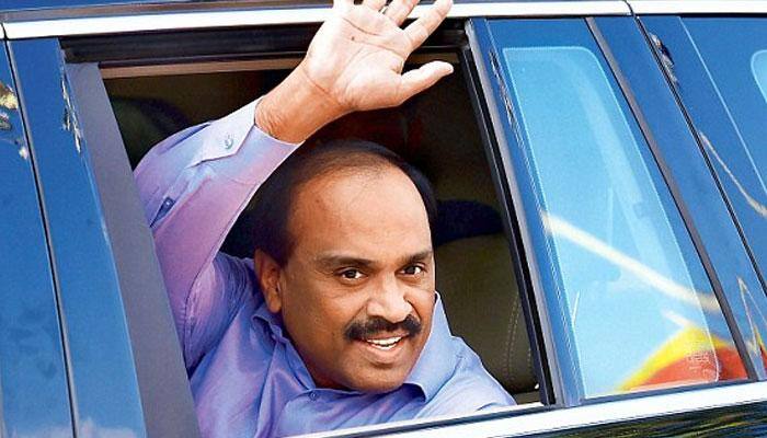 All eyes on Karnataka's 'big fat wedding' today; show of wealth a ploy to revive Janardhan Reddy's political career, say reports