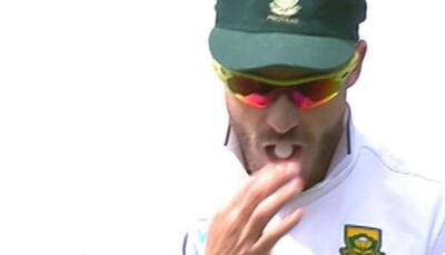 Faf du Plessis 'lolly' footage under review by ICC, charge likely if Code of Conduct breach found