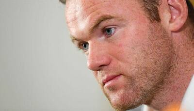 Wayne Rooney apologises to Gareth Southgate over 'inappropriate' images