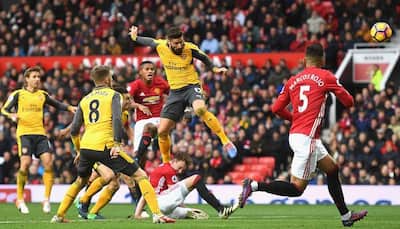Premier League: Olivier Giroud sucker-punch earns Arsenal draw at Manchester United