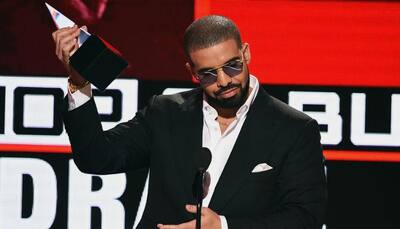 Canadian rapper Drake gets his 1st American Music Award
