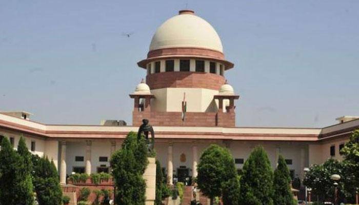 Demonetisation: SC to hear Centre&#039;s plea on transferring cases Wednesday