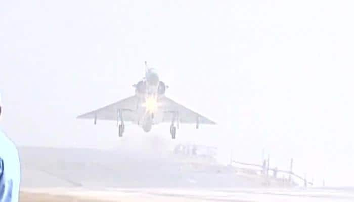 Six IAF fighter jets touch down on Agra-Lucknow Expressway on its opening