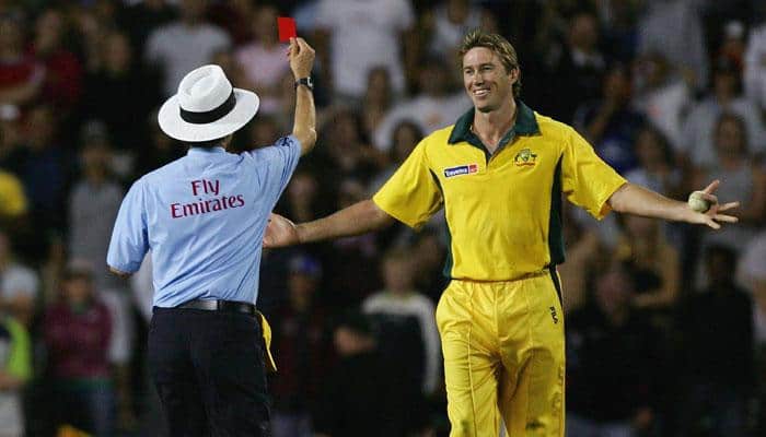 First ever red card in cricket: When Billy Bowden had enough of Glenn  McGrath — VIDEO | England vs India 2016 News | Zee News