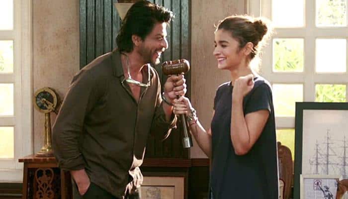 Dear Zindagi: Shah Rukh Khan, Alia Bhatt thank viewers for showering 'love'