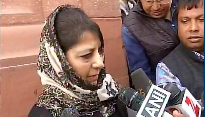 J&amp;K CM Mehbooba Mufti backs PM Narendra Modi's demonetisation move, says it's historic decision