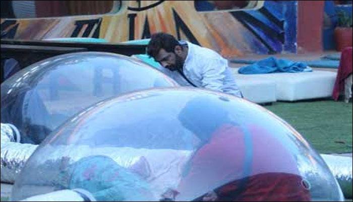 Bigg Boss season 10 episode update: Challenges get tougher, while Om Swami gets accused of stealing!