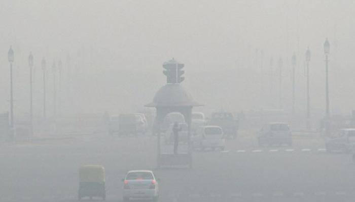Dense fog engulfs Delhi-NCR region for second consecutive day; rail, road traffic hit