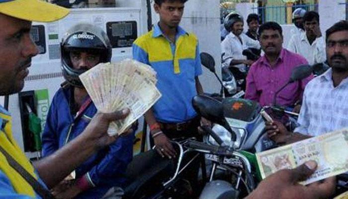 Demonetisation: Today is the last day to use old Rs 500 notes at petrol pumps, for airline tickets  