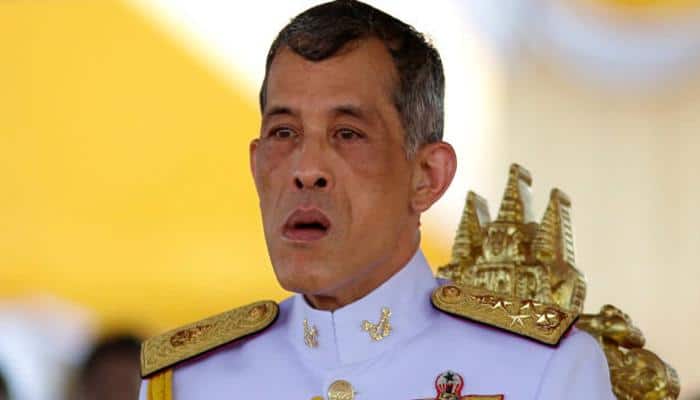 Thailand&#039;s new king Vajiralongkorn makes first public appearance
