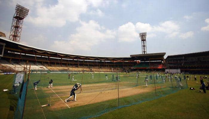 Virat Kohli &amp; Co use coloured rubber balls for practice – Sanjay Bangar explains why!