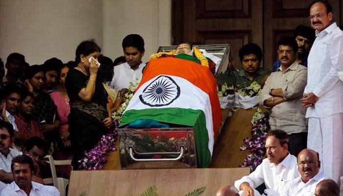 Jayalalithaa's demise: Bihar CM Nitish Kumar expresses grief over Amma's death, says huge loss to nation​