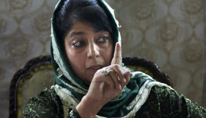 J&amp;K CM Mehbooba Mufti slams Farooq Abdullah over his Hurriyat remarks behind Kashmir violence