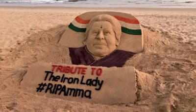 Jayalalithaa death: Sudarsan Pattnaik pays sand art tribute to the iconic leader