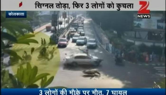 DISTURBING VIDEO: Speeding car loses control, crushes pedestrians, vehicles; 3 dead, 7 injured - Weak-hearted shouldn't watch