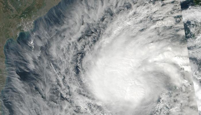 Cyclone Vardah: Safety tips for residents – The dos and dont's! Cyclone Vardah: Safety tips for residents – The dos and dont's!