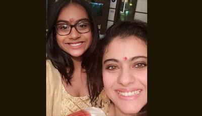 Kajol poses for a selfie with daughter Nysa – See PIC