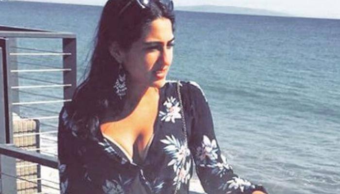 Sara Ali Khan to make her Bollywood debut with THIS star kid?