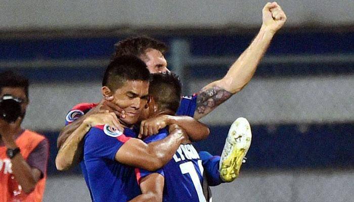 India captain Sunil Chhetri all set to wed legendary Subrata Bhattacharya's daughter