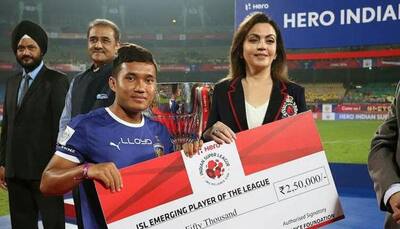 ISL 2016: Jerry Lalrinzuala wins Emerging Player of the League award