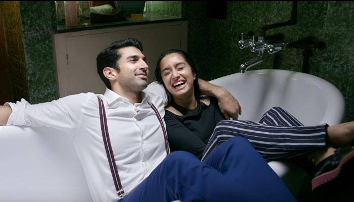 OK Jaanu: Shraddha Kapoor and Aditya Roy Kapur look like a happy couple in &#039;Enna Sona&#039; song alert poster!