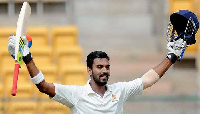 KL Rahul sets sight on Virender Sehwag&#039;s record of 319 runs in a Test inning