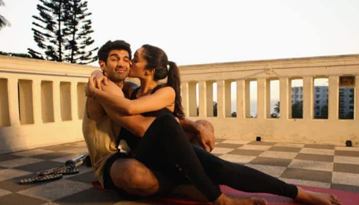 &#039;Ok Jaanu&#039;: Check out &#039;lazy&#039; Aditya Roy Kapur, Shraddha Kapoor in brand new still! 