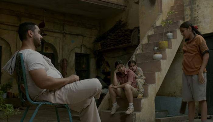 Aamir Khan's 'Dangal' all set to cross Rs 200 crore mark at the Box Office!