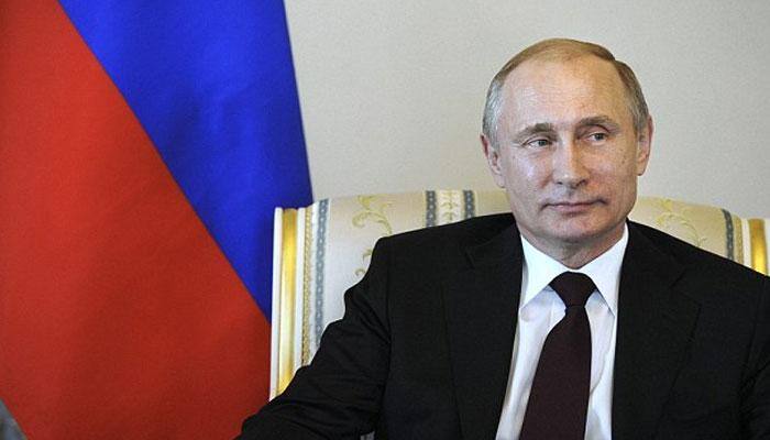 President Vladimir Putin congratulates Russians, reveals New Year secret