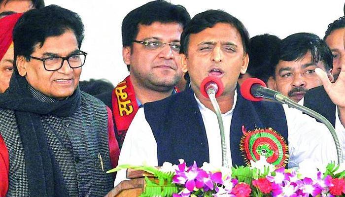 Akhilesh Yadav's show of strength; Uttar Pradesh CM to meet Samajwadi Party MLAs today