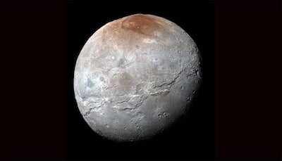 Not just Earth but Pluto too receives snowfall!