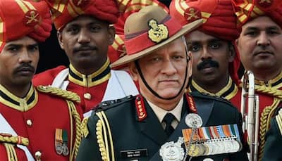Army chief visits J&K, reviews security situation