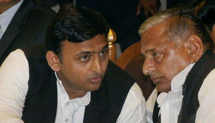 Samajwadi Party feud: Mulayam Singh Yadav, Akhilesh race against time to muster majority support​