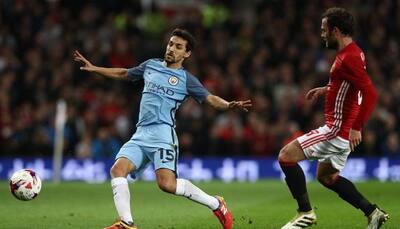 English Football League: Juan Mata shines as Manchester United thrash Hull City 2-0