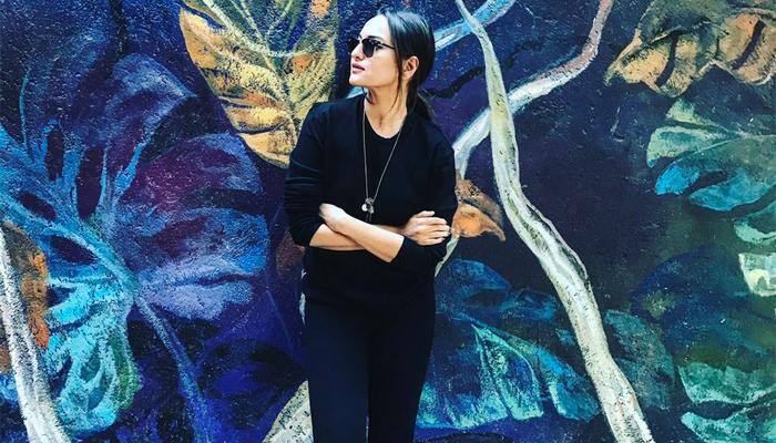 Sonakshi Sinha wraps 'Noor' shoot, calls it an 'experience'