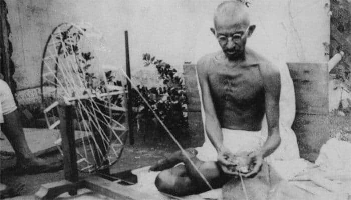  Mahatma Gandhi has been left out of Khadi calendar earlier too – Here are the details