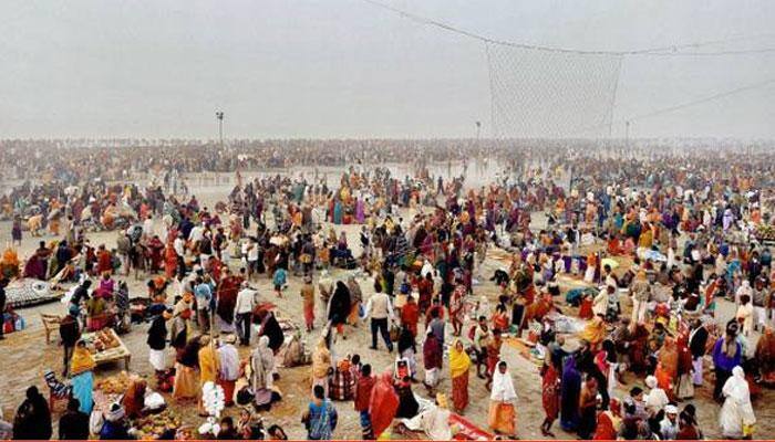 Over a million take holy dip at Ganga Sagar on Makar Sankranti