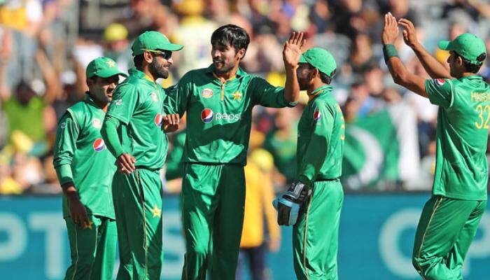 Pakistan minister commits Twitter gaffe, mis-spells &#039;shirts&#039; as &#039;s**ts&#039; while lauding team on win over Australia