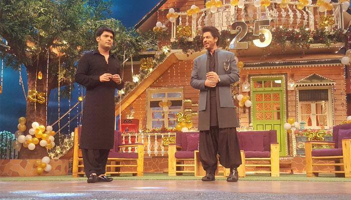 Sunil Grover does a ‘Raees’ a la Shah Rukh Khan! See PICS