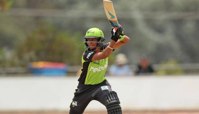 Big Bash League: Harmanpreet Kaur reported for conduct breach in match against Hobart Hurricanes